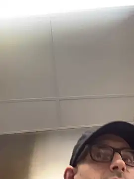 hailzeffn élő XXX-chatje