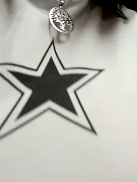 kataleya94: απευθείας συνομιλία ΧΧΧ