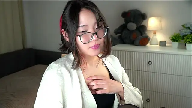 NelleMihalkoのライブXXXチャット