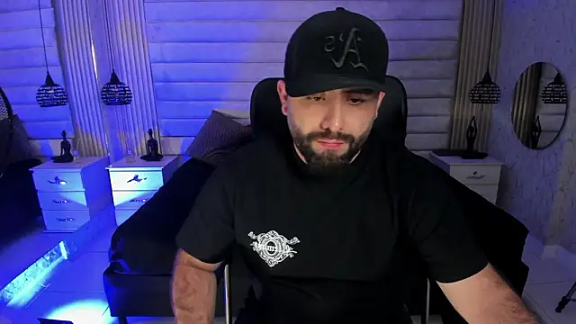 jhon_bear03: онлайн-секс-чат