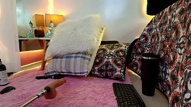 lorrayne_'s Live XXX Chat