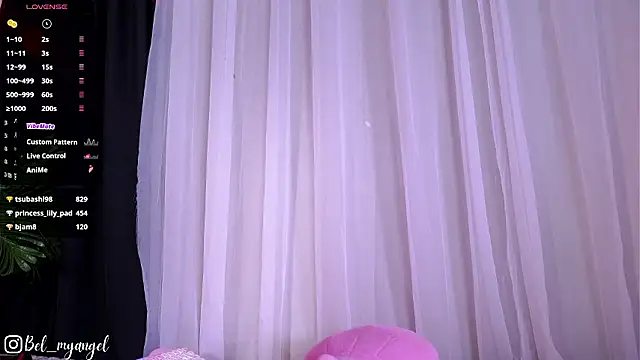 Živý XXX chat Bella-Franco