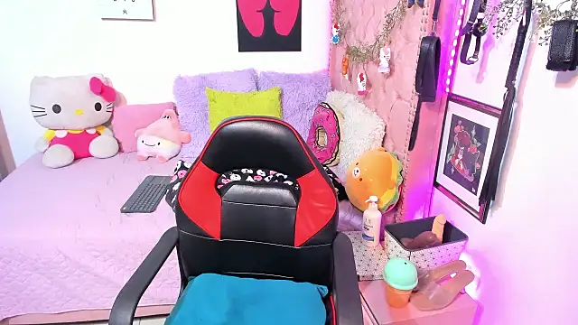 LillyCandyn Live XXX chat