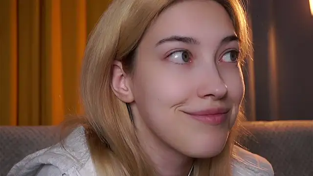 XXX chat uživo modela AngelicRice