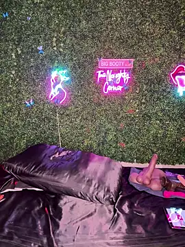 RenaThickAss' Webcam Show