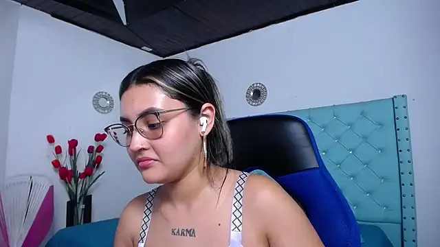 kathe-mills235 现场XXX聊天