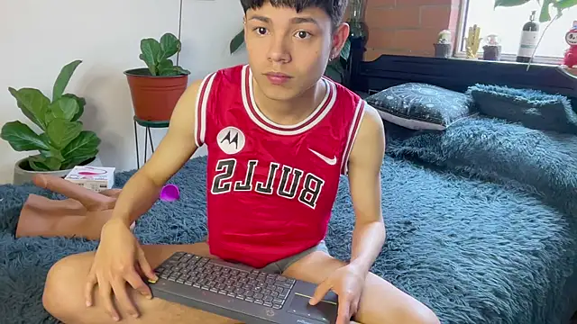 Chat XXX en directo de Andy_Belier23