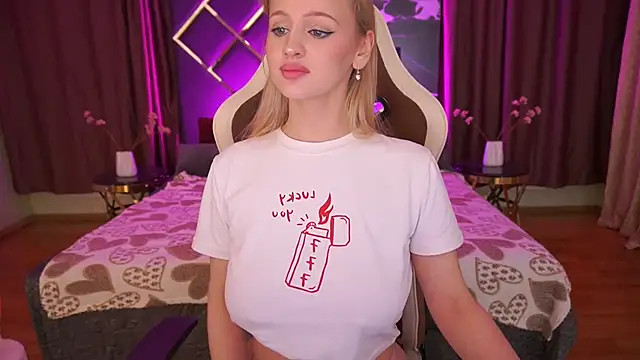 Chatroom XXX en direct de LylaYeess