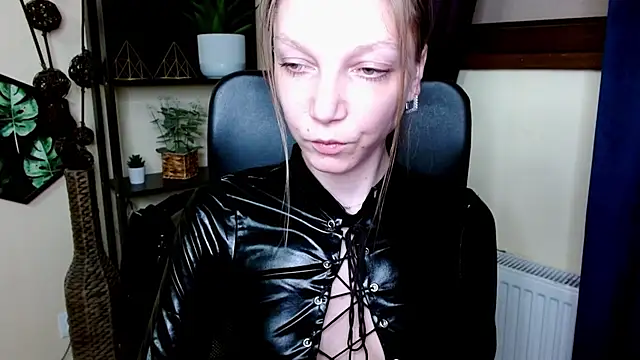 แชท XXX สดของ EmillyPlay