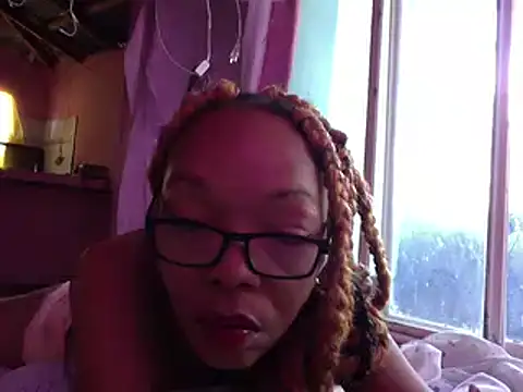 Ladyzee25's Live XXX Chat