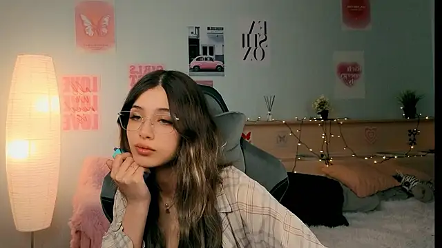 dinnerwithflowers' Live XXX Chat