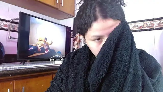 Baby_dirt élő XXX-chatje