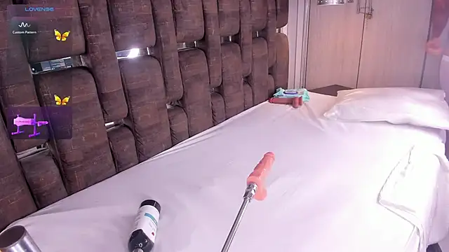 DomenicoRey 即時 XXX 聊天