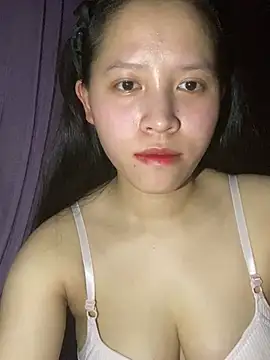 Wet-goodgirl's Live XXX Chat