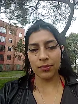 jaade_doll's Live XXX Chat