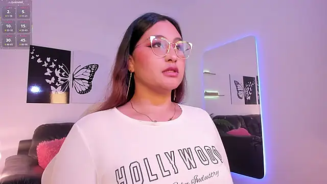 Lia_amara élő XXX-chatje