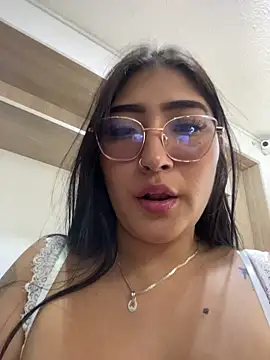 ami_santos élő XXX-chatje