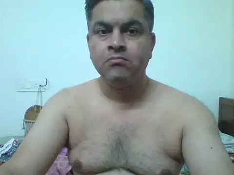 sss010377 Show in webcam