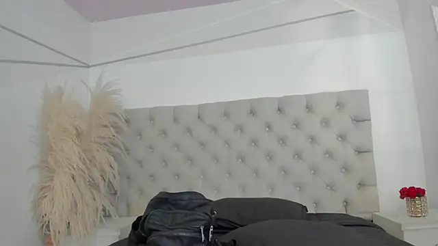 CarolineFyre: онлайн-секс-чат