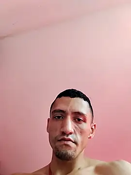 Вебкам-шоу TuCanero23cm