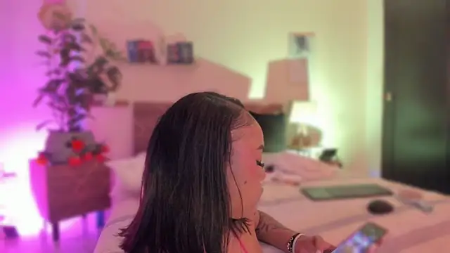 YariRose's Webcam Show