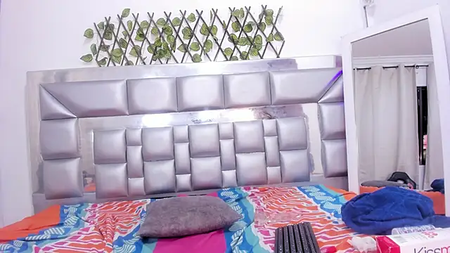 Онлайн чат XXX LexiStarkx