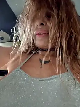 FrozenWaffle Adlı Modelin Canlı XXX Sohbeti