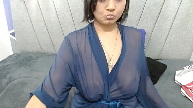 Chat XXX ao vivo de luna_merie