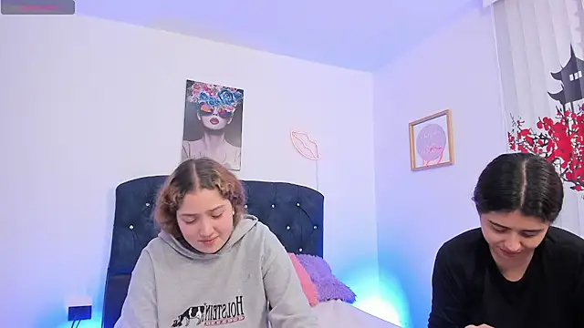 valeria_and_zoe 在線直播表演