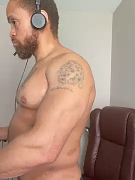 Fathero1time Live XXX Chat