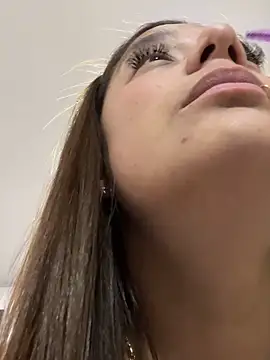 Pretty__Milf: απευθείας συνομιλία ΧΧΧ