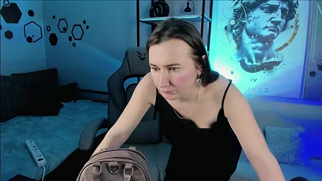 Chat XXX Live Golden_Dragon