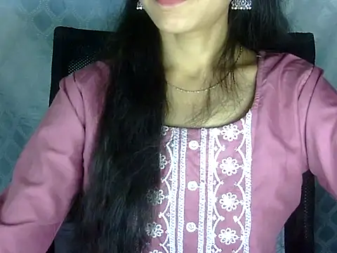 Pertunjukan Kamera Web Shazi_1