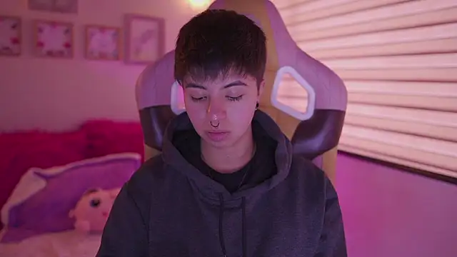 tommy_blue Live XXX-Chat