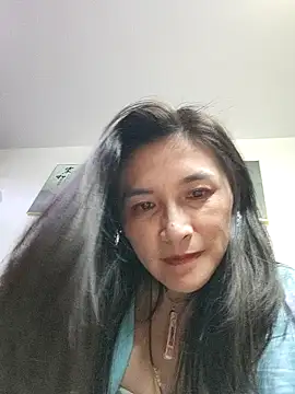 yinyin326 élő XXX-chatje