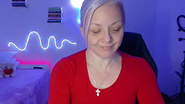 Linsy_Kim élő XXX-chatje