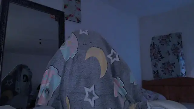 Chatroom XXX en direct de MissyDior8