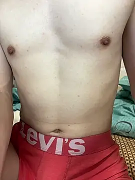 llkiki Chat XXX in diretta