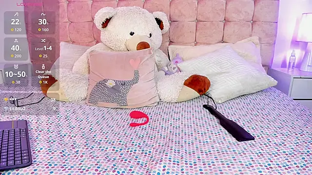 Chat +18 de Celeste_wang ao vivo