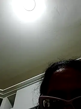 Онлайн чат XXX sexymomsn