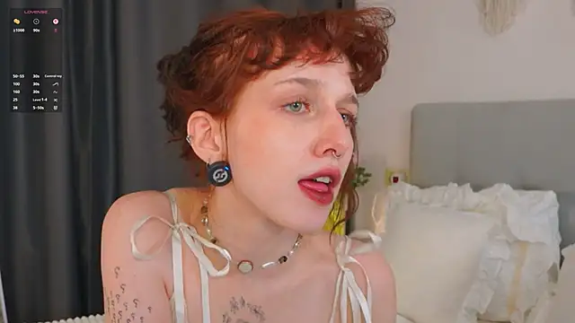 LeelooYolo's Live XXX Chat