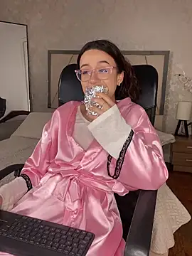 Arii_wilde Adlı Modelin Canlı XXX Sohbeti