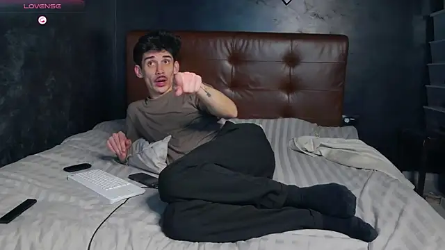 DanielCrush1のライブXXXチャット