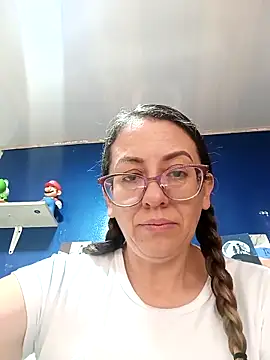 miss_hanna07 Adlı Modelin Canlı XXX Sohbeti