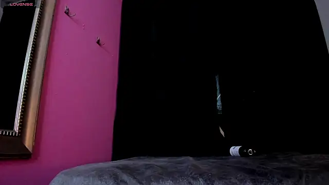 ScarletBigTitties – Live XXX-chat