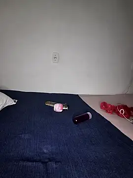 Loirinha18y's Live XXX Chat