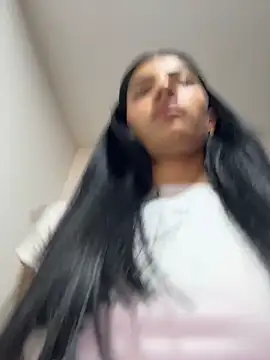 Show de Ema_Rose_ na webcam