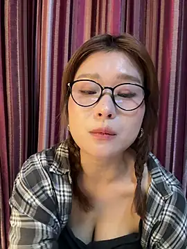 A-cola 现场XXX聊天