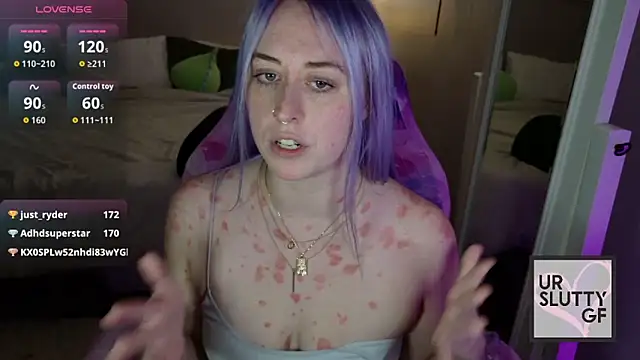 ursluttygf Chat XXX in diretta