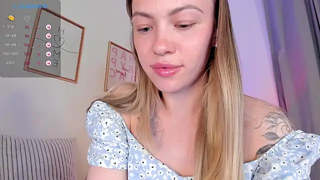 damn_cutie élő XXX-chatje